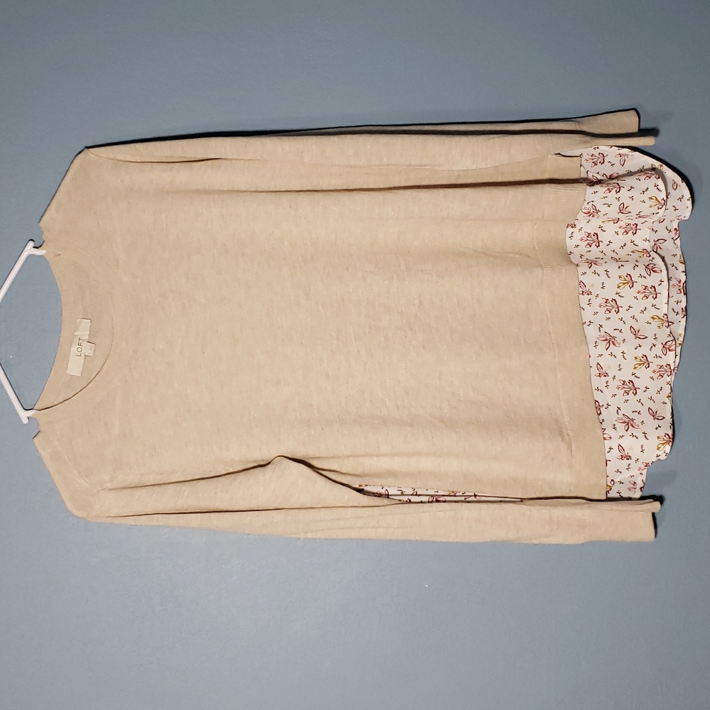Large loft long sleeve blouse 40% polyester 35% viscose 25% wool